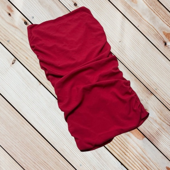 Mistress Rocks (House of CB) S wine gathered mesh skirt - Picture 2 of 9